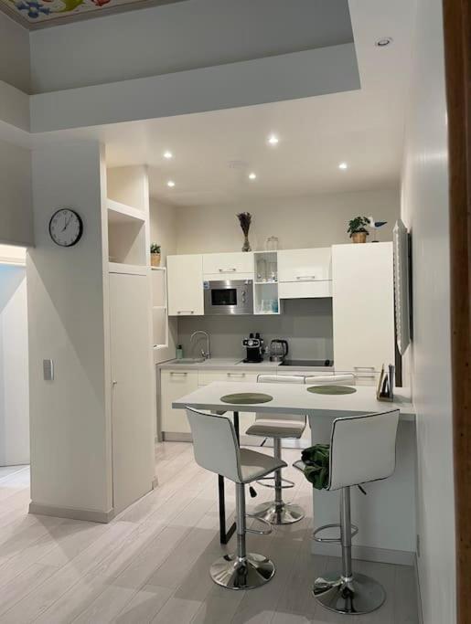 Luxury Apartment In The Heart Of Old Town Nice. מראה חיצוני תמונה