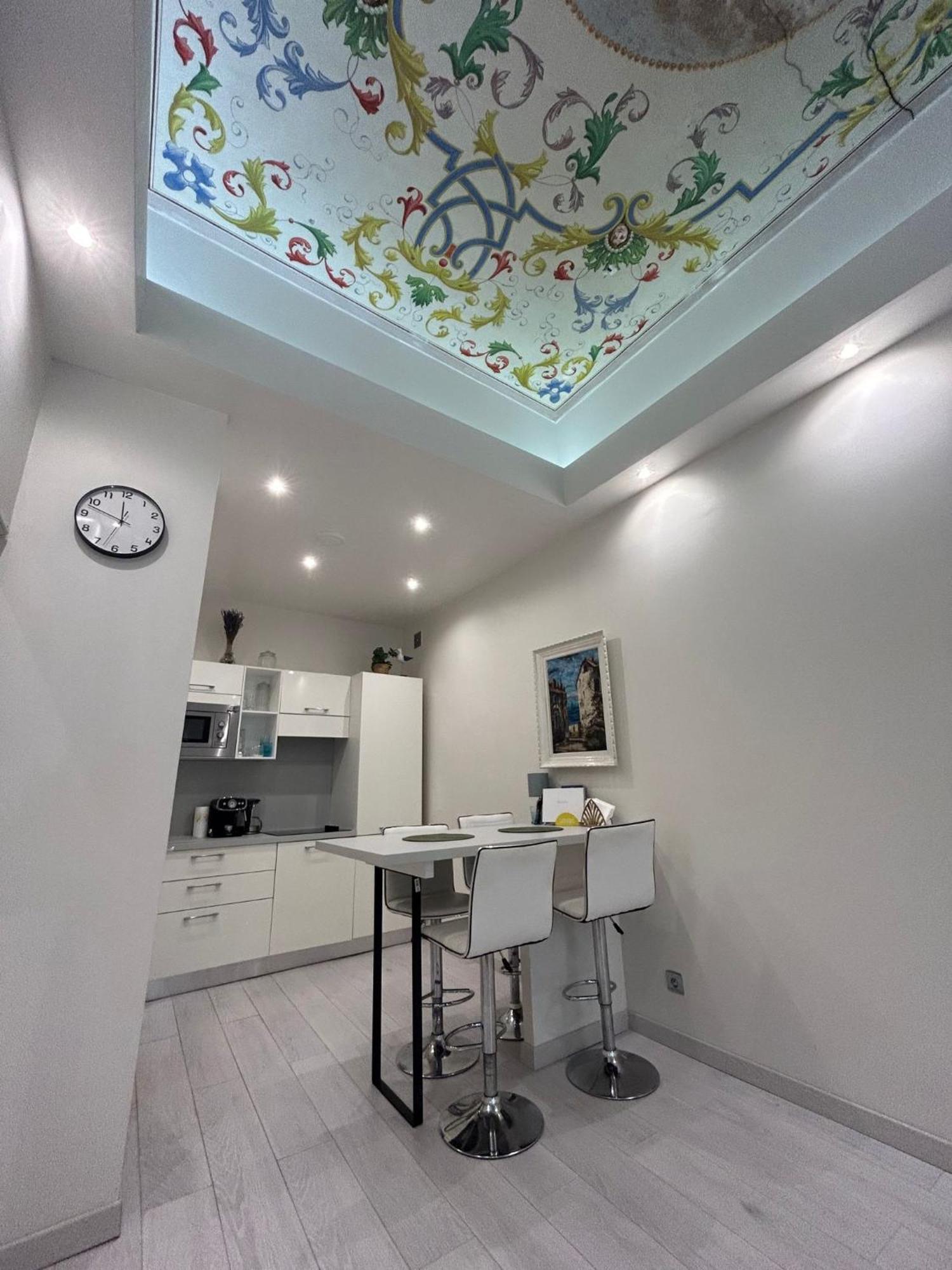 Luxury Apartment In The Heart Of Old Town Nice. מראה חיצוני תמונה